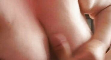 fuji kanna sex Milf với tits silicone tham gia quan hệ tình dục của con gái riêng và bạn sex thư kỳ trai của cô.